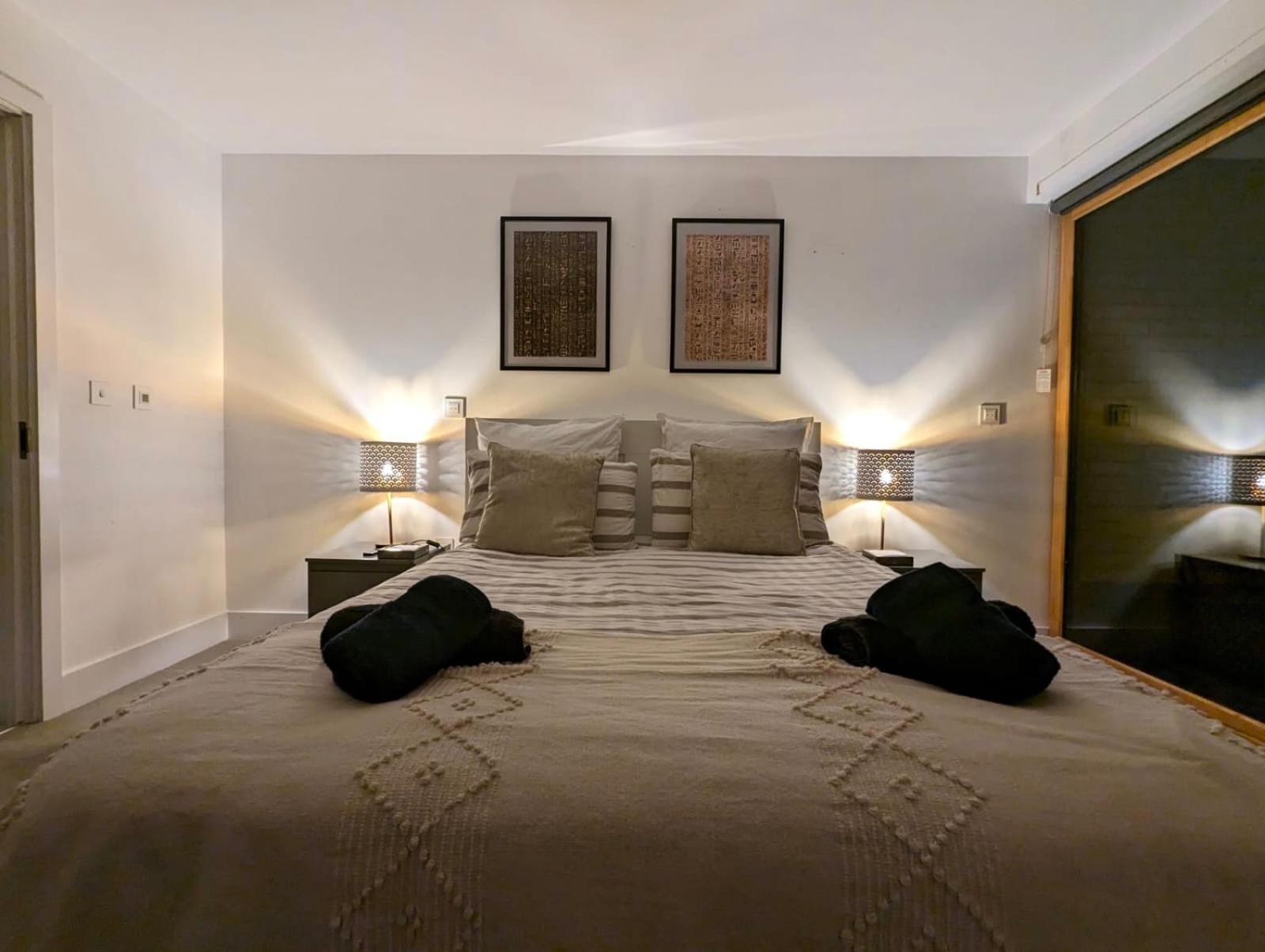 דירות לונדון Luxurious & Modern Townhouse In Hammersmith מראה חיצוני תמונה